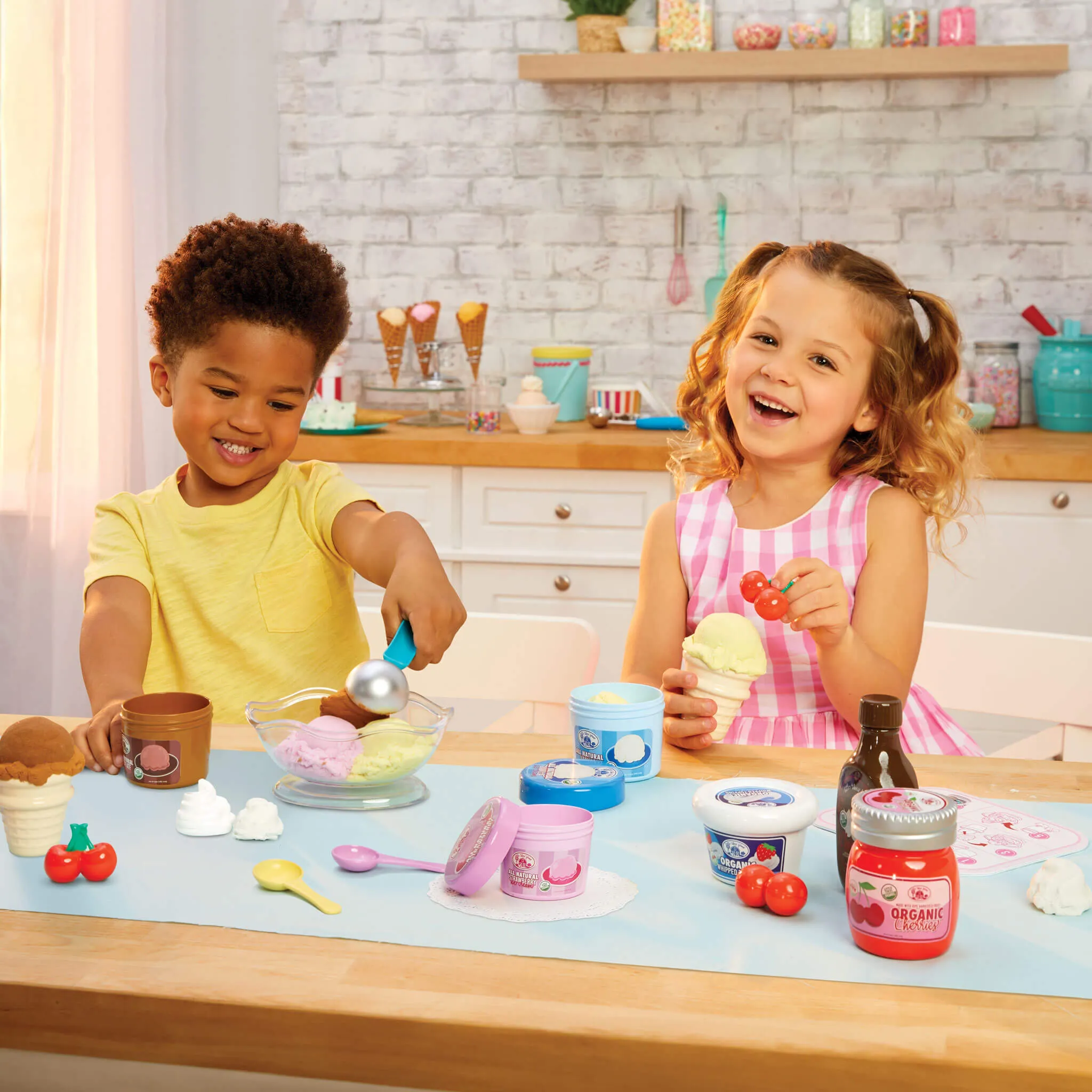 Creative Chefs™  Ice Cream Kit – Dessert Playset