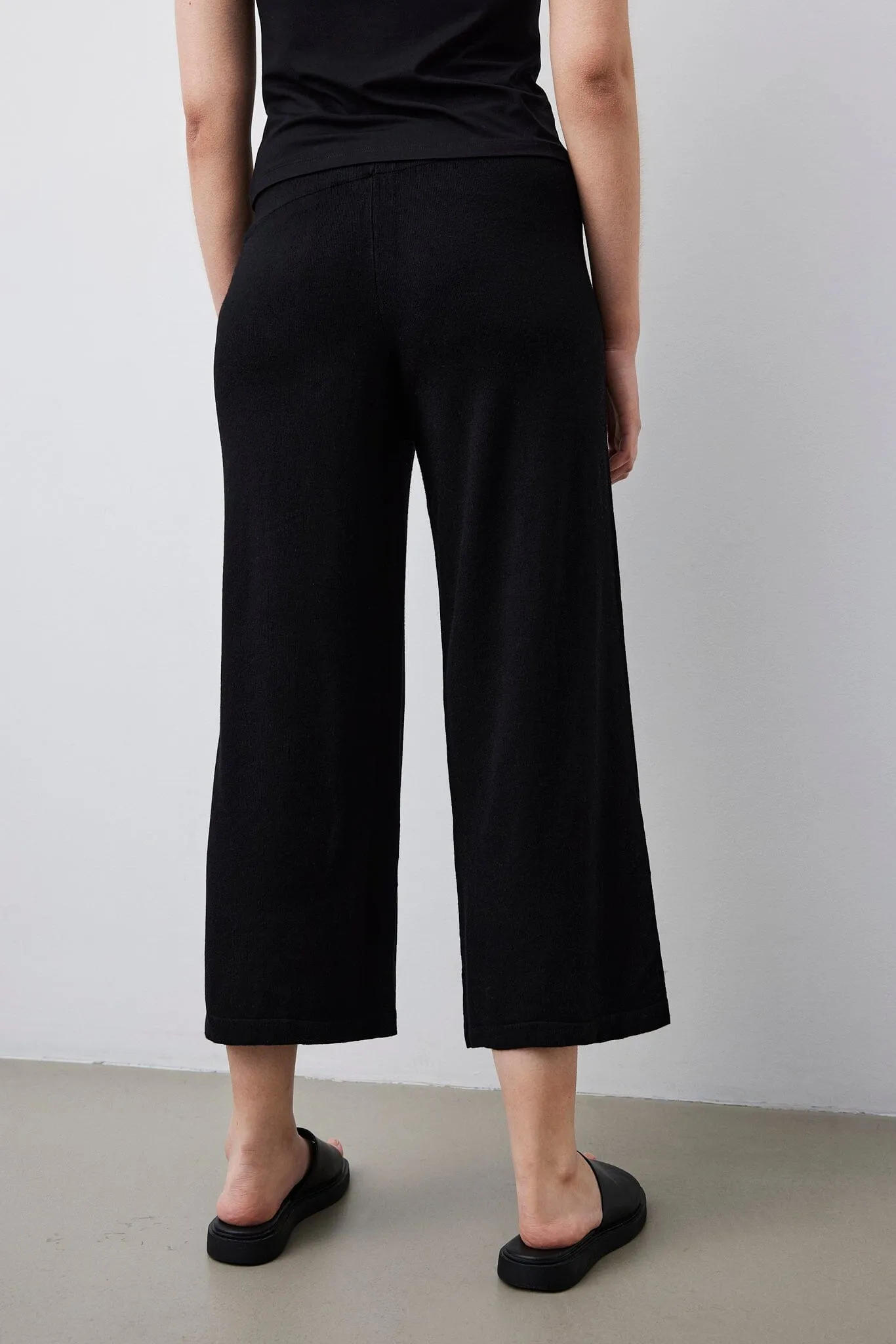 Cropped Trousers