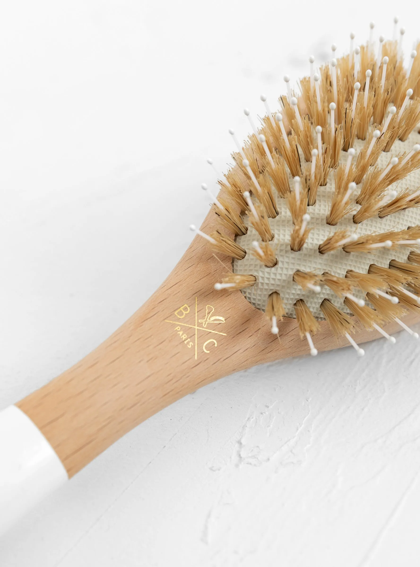 Detangling & Smoothing Brush
