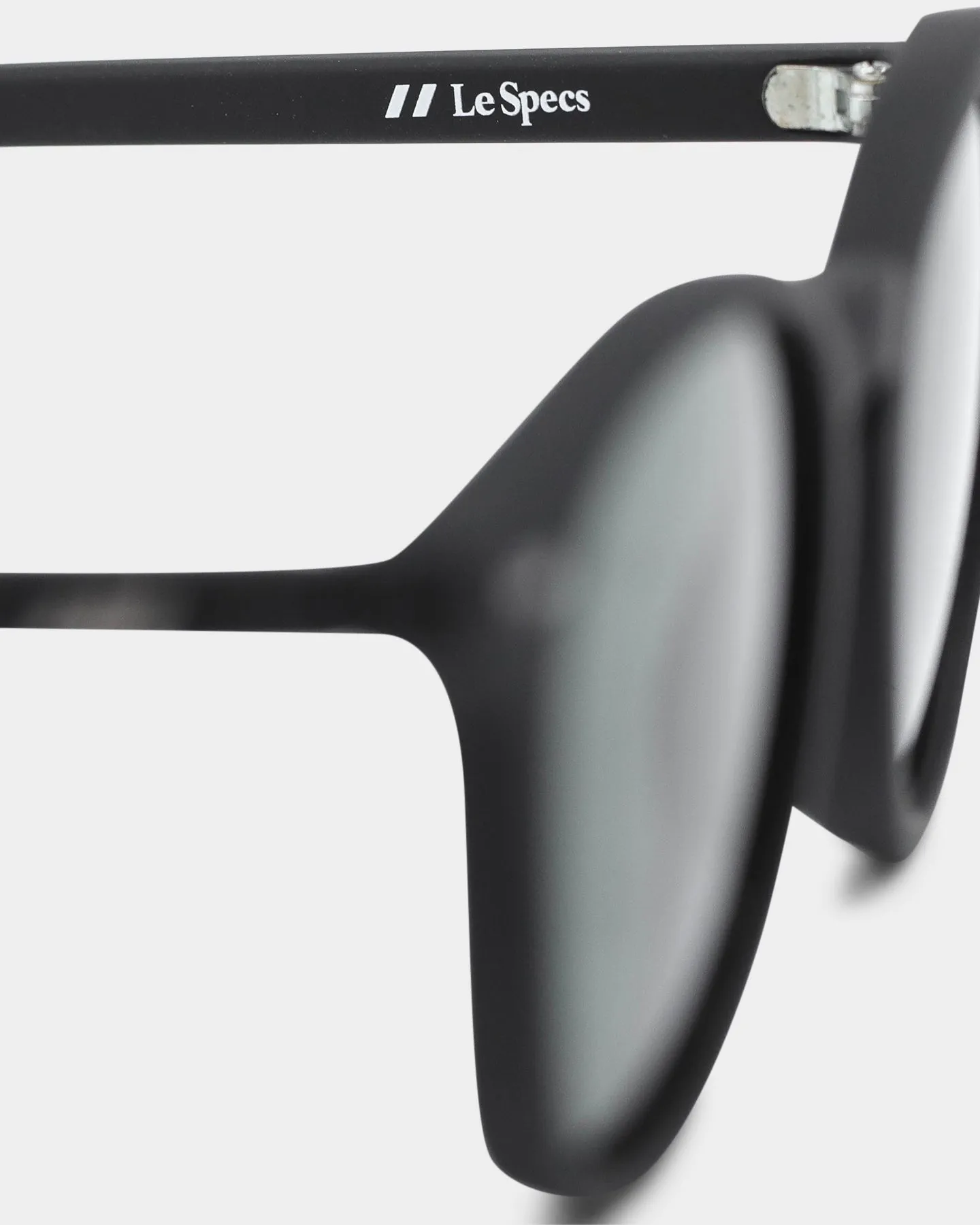 Le Specs Bandwagon Black Rubber