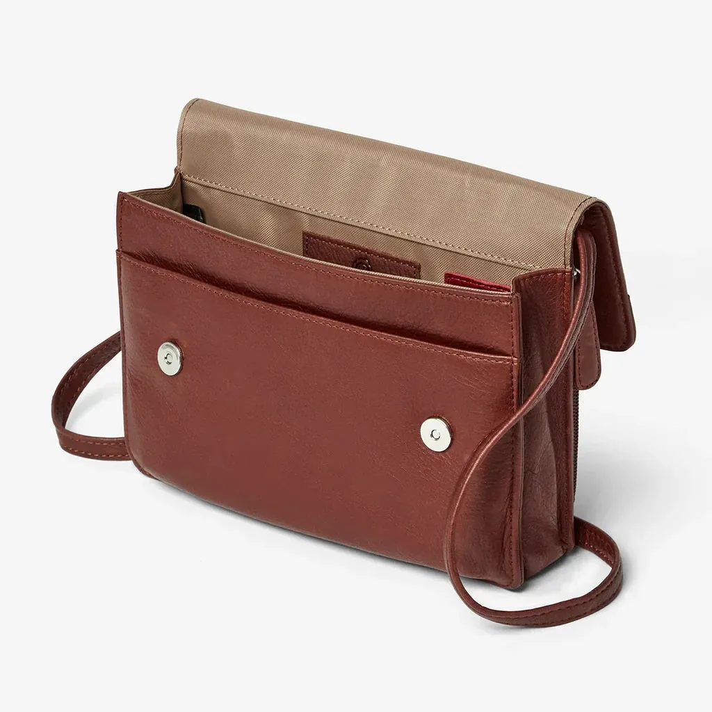 Osgoode Marley Leather Pocket Urbanizer 4505