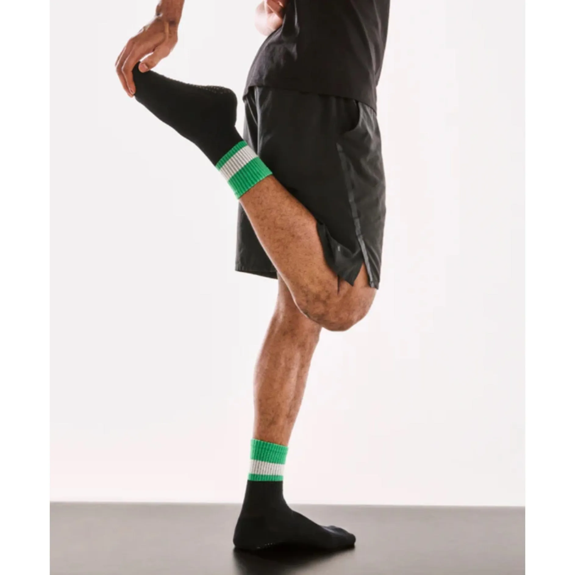 Unisex/Mens Nordic Stripe Crew Grip Socks (Barre / Pilates)